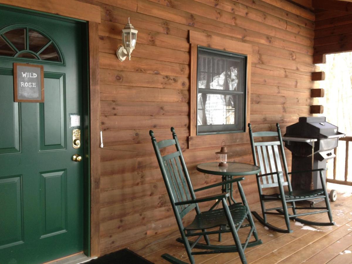 Wild Rose Cabin By Amish Country Lodging Миллерсберг Экстерьер фото